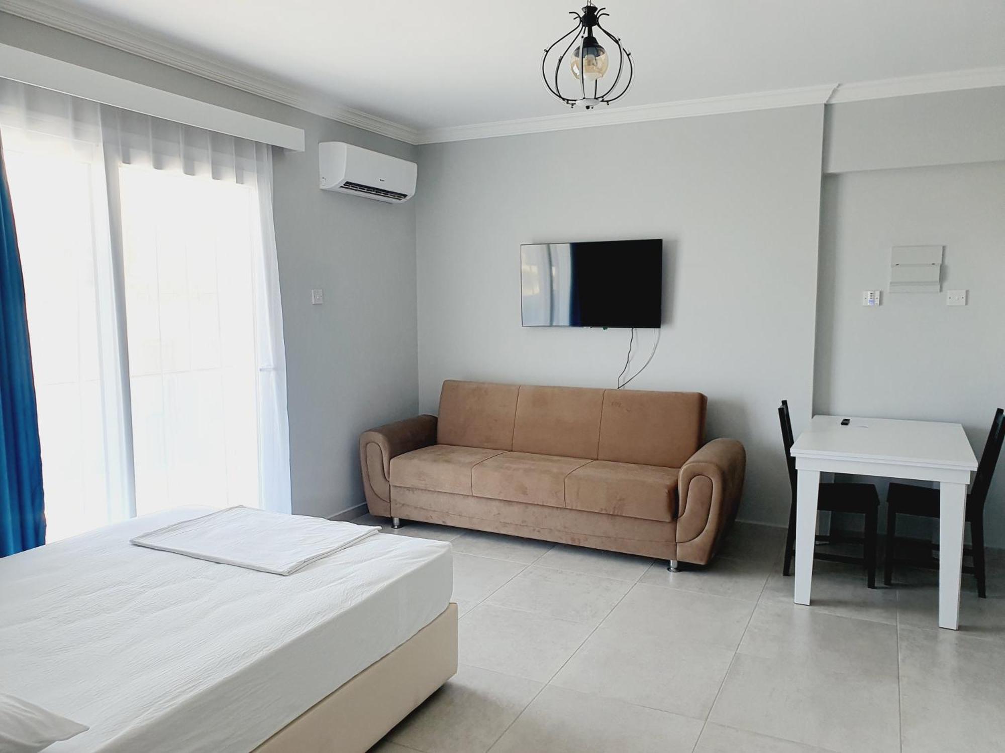 Royal Life Poseidon B Apartment Agios Georgios  Exterior photo